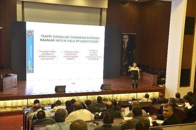 Ankara Büyükşehir Belediyesi Ego Şoförlerine Yönelik Eğitimleri Devam Ediyor