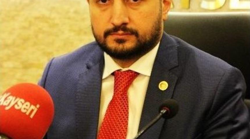 Ak Parti Kayseri Milletvekili İsmail Emrah Karayel: