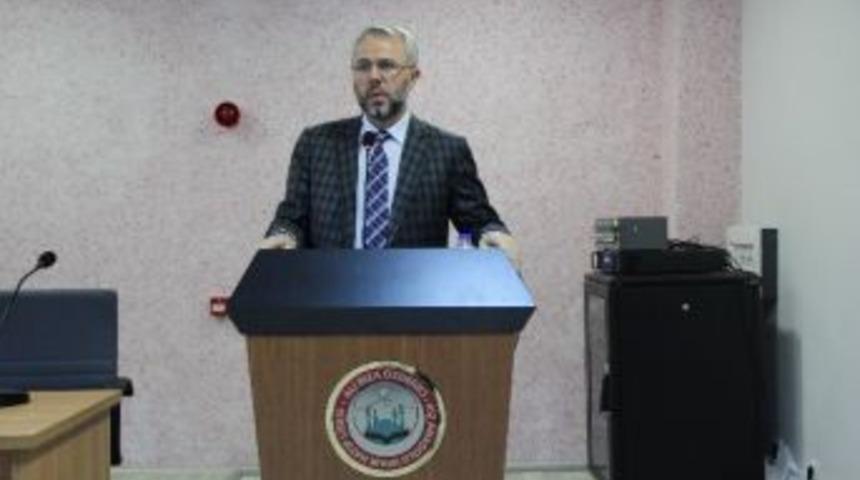 İl M&uuml;ft&uuml;s&uuml; Do&ccedil;. Dr. Şahin G&uuml;ven&rsquo;den &ldquo;değerler Eğitimi&rdquo; Konferansı