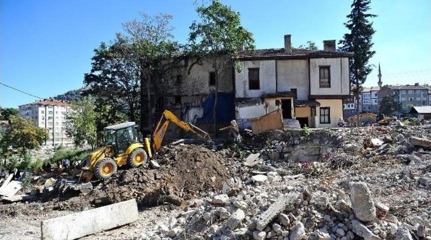 Hacı Bayram Camii &Ccedil;evresinde D&uuml;zenleme