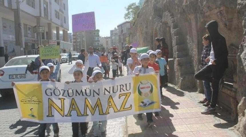 Mardin&rsquo;de &lsquo;g&ouml;z&uuml;m&uuml;n Nuru Namaz&rsquo; Etkinliği