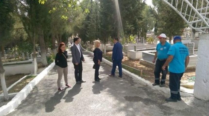 Sarıg&ouml;l&rsquo;&uuml;n Mezarlıklarında Eksiklikler Gideriliyor