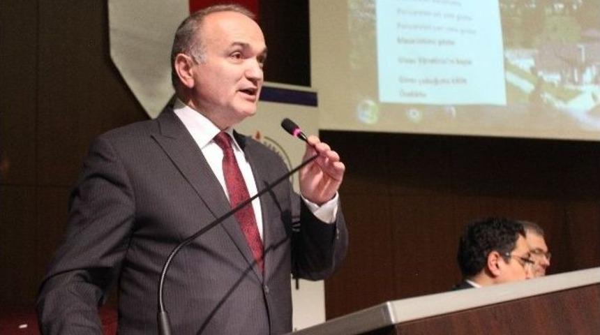 Bakan &Ouml;zl&uuml; D&uuml;zce İş D&uuml;nyasıyla Buluştu