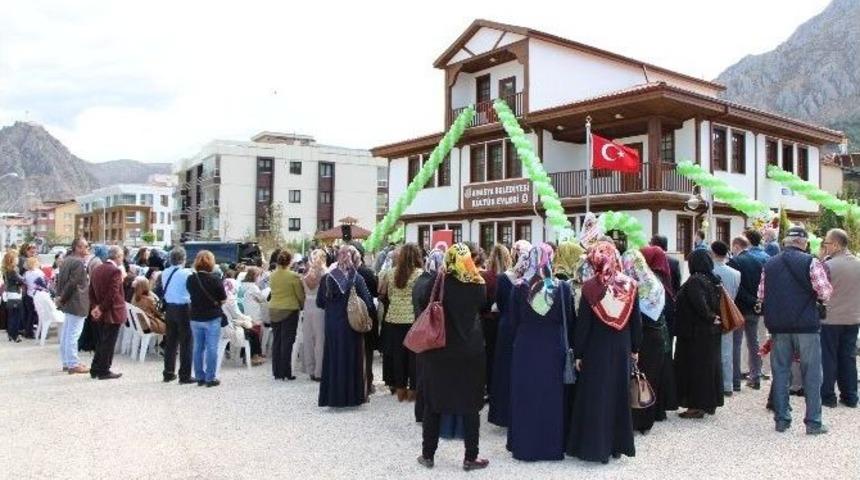 9. K&uuml;lt&uuml;r Evine &lsquo;10 Numara&rsquo; &Ouml;vg&uuml;s&uuml;