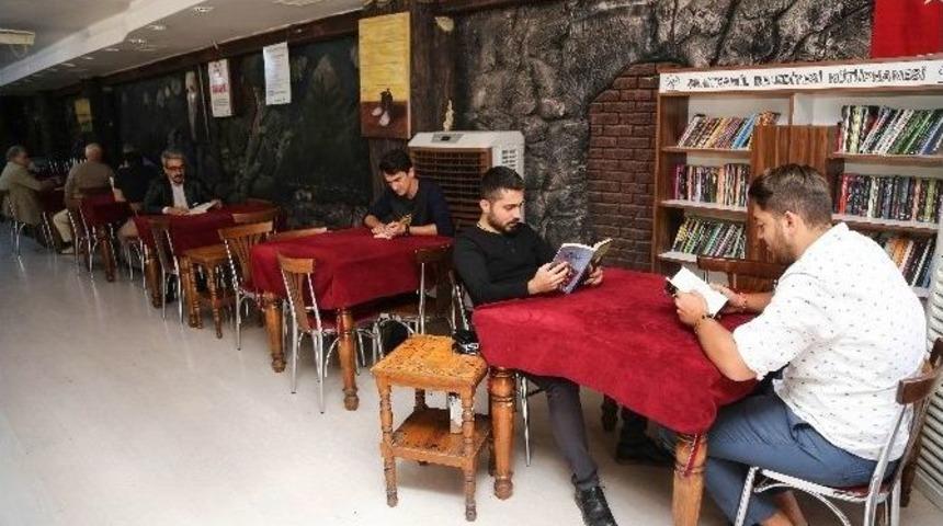 Kahvehaneden Kıraathaneye Ge&ccedil;iş Projesi, 3 Yaşında