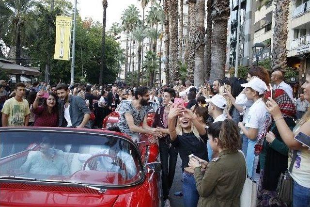 Uluslararası Antalya Film Festivali, Kortej Geçişiyle Başladı