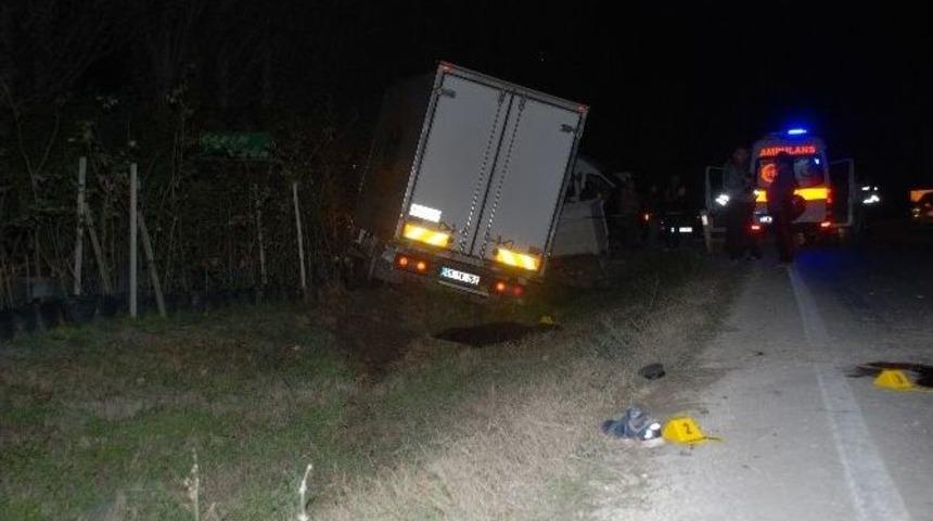 Tekirdağ&acute;da Feci Kaza: 2 &Ouml;l&uuml;