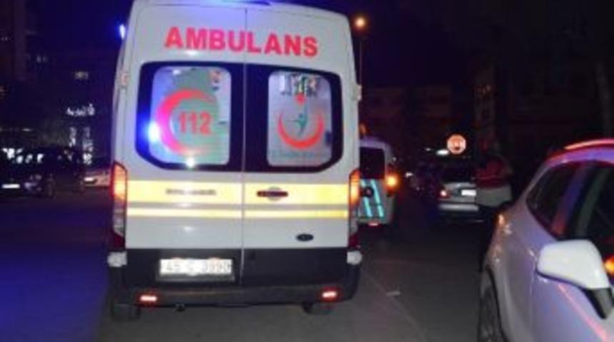 Manisa&rsquo;da Bı&ccedil;aklı Kavga 1 Yaralı