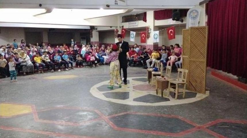 Ahmetli, &lsquo;zeyno İle Denyo&rsquo;ya G&uuml;ld&uuml;