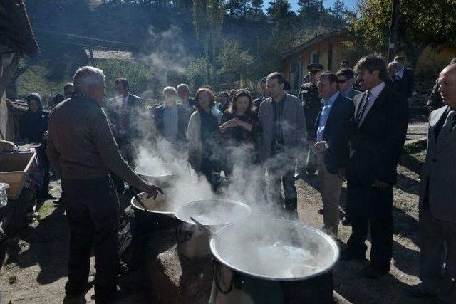 Vali Çelik: “geçmişten Gelen Kültürümüze Sahip Çıkarak, Birbirimize Destek Olmalıyız”