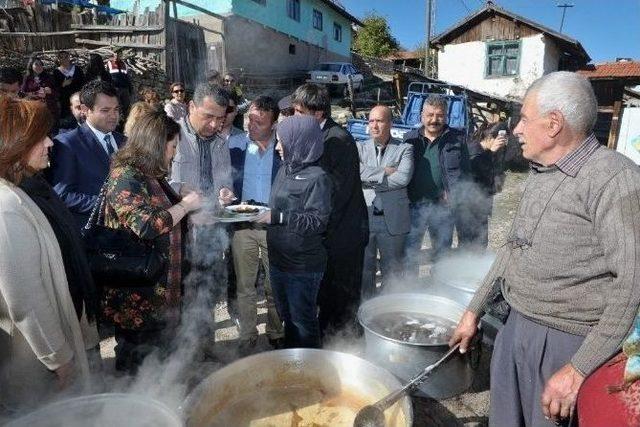 Vali Çelik: “geçmişten Gelen Kültürümüze Sahip Çıkarak, Birbirimize Destek Olmalıyız”