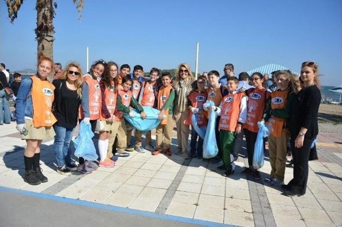 Urla&rsquo;da Kıyı Ve Deniz Temizliği