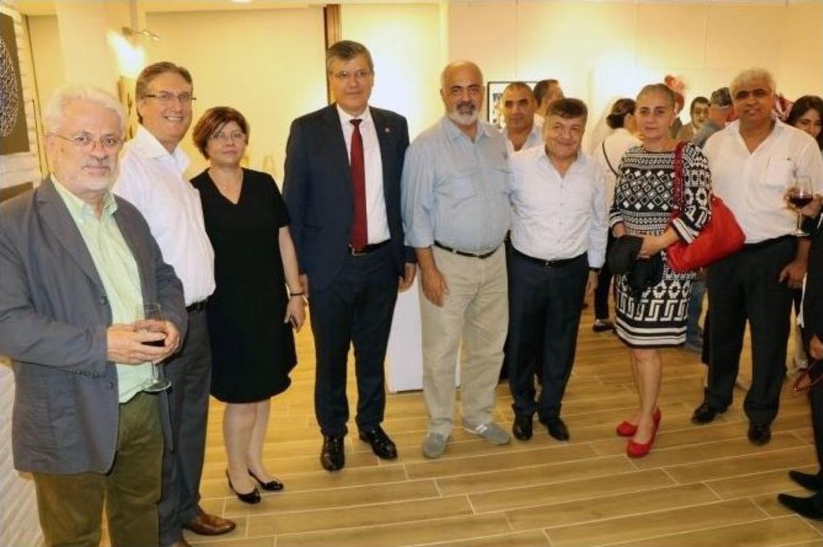 &ldquo;eski D&uuml;şler, Yeni Ger&ccedil;ekler&rdquo; Sanatseverlerle Buluştu