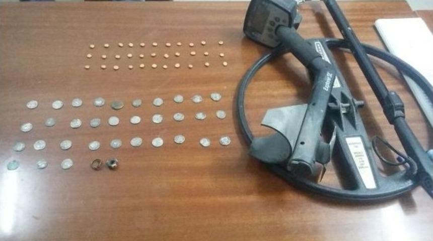 Jandarma Tarihi Eser Ka&ccedil;ak&ccedil;ılarına G&ouml;z A&ccedil;tırmıyor