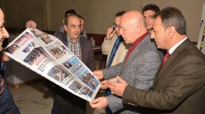Başkan Sekmen, Zafer Medya Ofset Baskı Tesislerini Gezdi