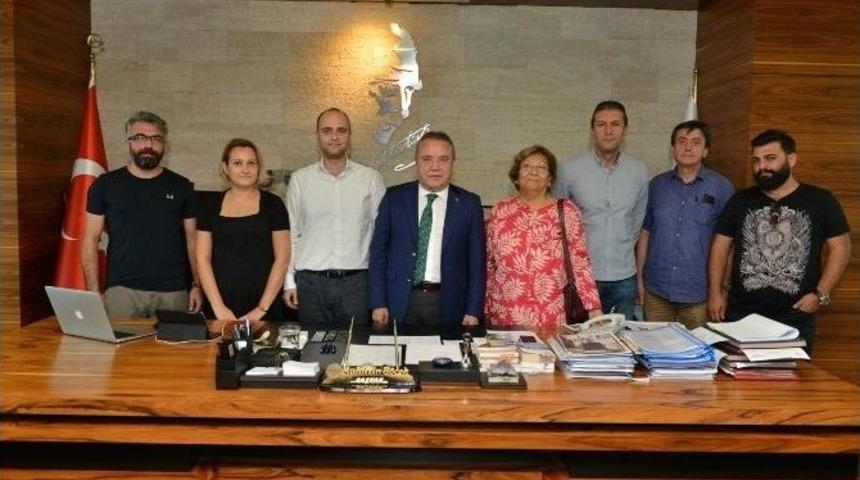 Başkan B&ouml;cek&rsquo;e, Mimarlar Odası&rsquo;ndan &Ouml;d&uuml;l