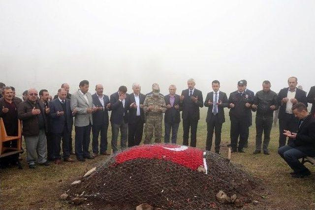 Başkan Yılmaz, Şehit Ailesini Ziyaret Etti