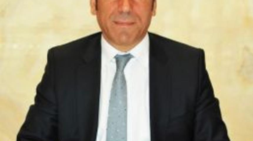 Başkan Gen&ccedil;&rsquo;ten; &rsquo;fet&ouml;&rsquo;, &rsquo;başkanlık Sistemi&rsquo; Ve &rsquo;yeni Anayasa&rsquo; A&ccedil;ıklaması