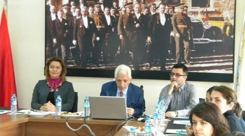 Be&uuml; Sosyal Sorumluluk Projelerinde &ldquo;milli Birlik Ve Beraberlik&rdquo; Teması