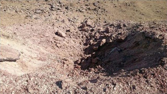 Diyarbakır-viranşehir Yolunda Albayın Geçişi Sırasında Patlama 1