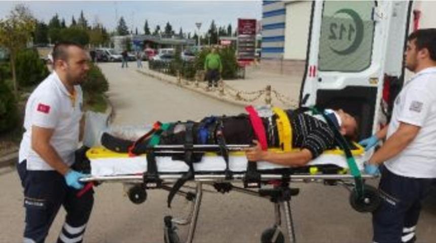 Otomobil İle Motosiklet &Ccedil;arpıştı: 1 Yaralı