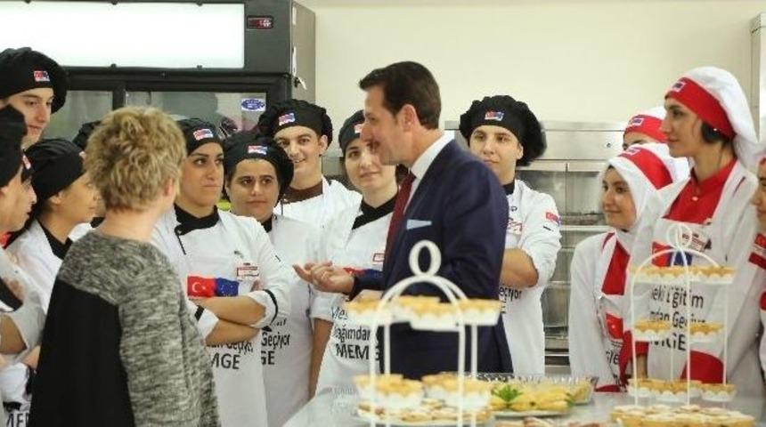 Başkan Tok: "işletmelerin G&ouml;z&uuml; İlkadım Aş&ccedil;ılık Okulu&rsquo;nda"