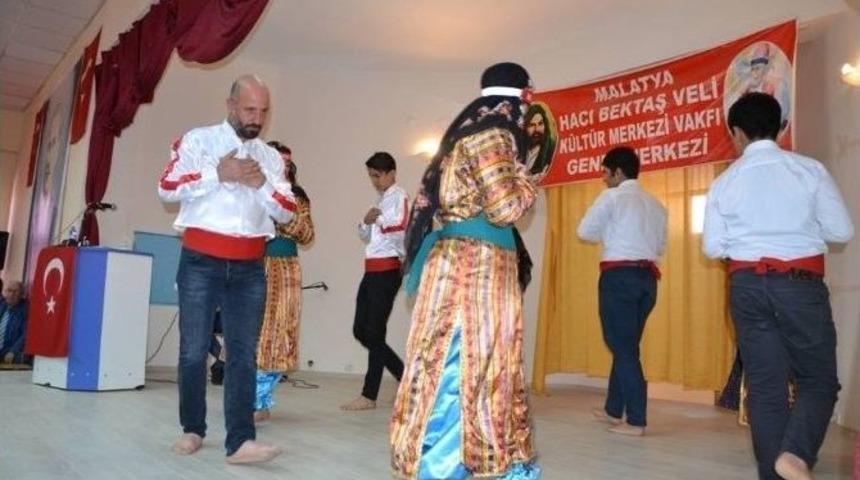 Hacı Bektaş-ı Veli K&uuml;lt&uuml;r Merkezi Vakfında Aşure Etkinliği