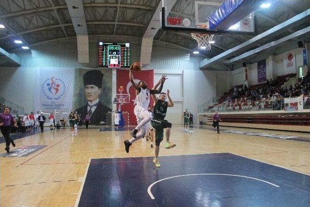 Kerem Gönlüm’lü Sakarya Yalova’da Güldü