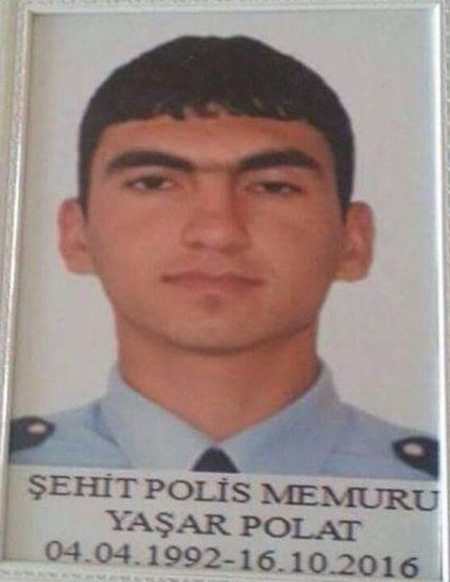 Kilisli Şehit &Ouml;zel Harekat&ccedil;ı Polisin Evinde Yas 2