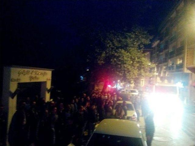 Metruk Binada Yangın Korkuttu 1