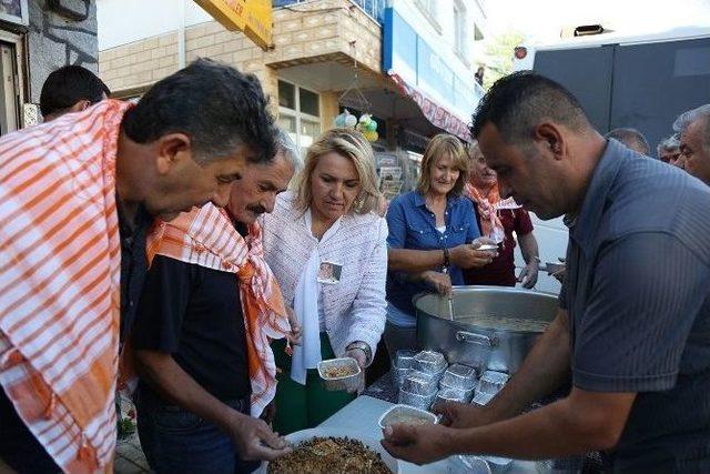 Bademeler’de Birlik Ve Beraberlik Aşuresi