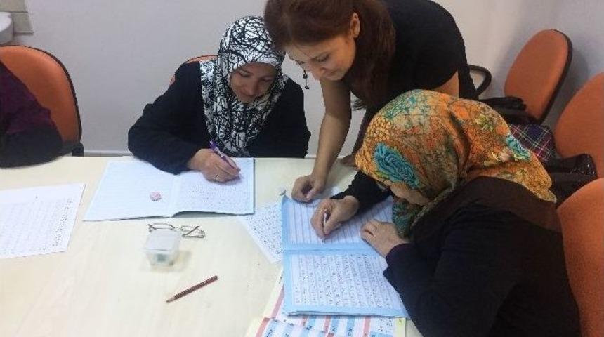 Hanım Evlerinde Yeni D&ouml;nem Kursları Başladı