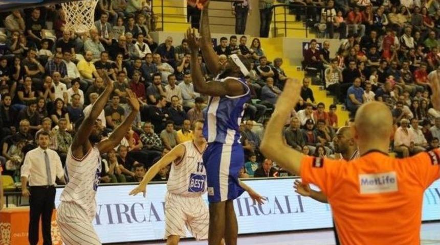 Demir İnşaat B&uuml;y&uuml;k&ccedil;ekmece 2&rsquo;de 2&nbsp;yaptı