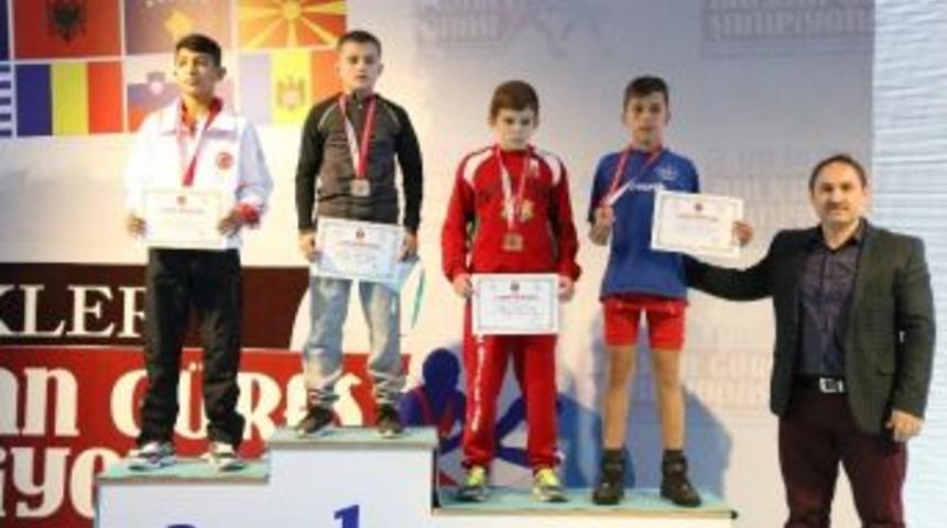 Kağıtsporlu Yusuf, Balkan İkincisi Oldu