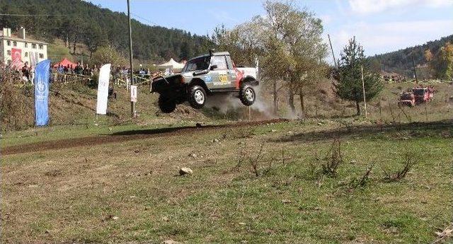 Vezirköprü’de Offroad Heyecanı