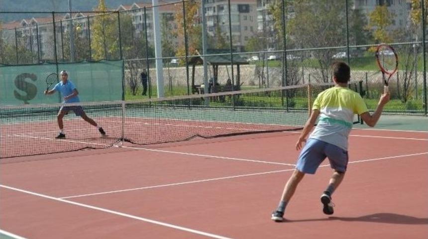 B&uuml;y&uuml;kşehir&rsquo;in Raketleri Kupaya Doymuyor