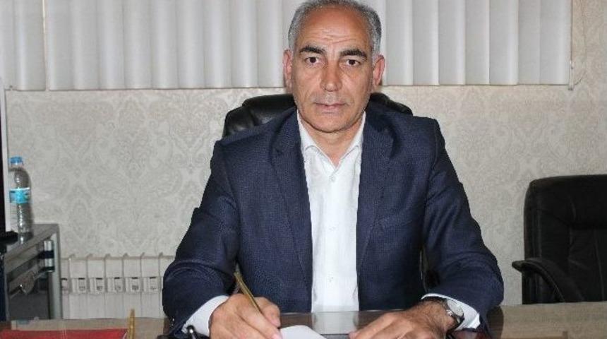 Y&uuml;zme Federasyonu İ&ccedil;in İkinci Aday Nevres Akan Oldu