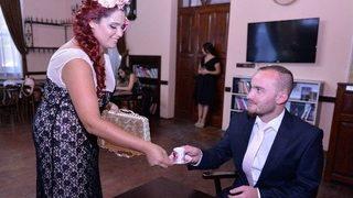 Muratpaşa Komşuevi’nde İlk Evlilik Adımı Atıldı