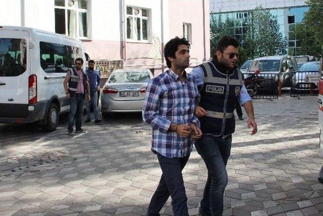 Manisa&rsquo;da &rsquo;bylock&rsquo; Operasyonu 2