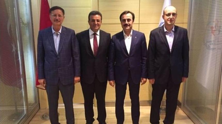 Kto Eğitim Ve Sağlık Vakfı Y&ouml;netiminen M&uuml;şteşar &Ouml;z&ccedil;elik&rsquo;e Ziyaret