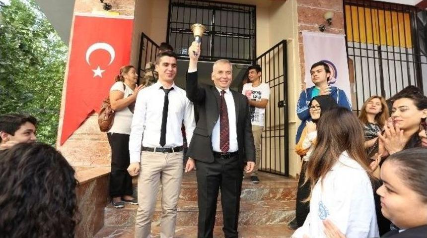 Eğitim İ&ccedil;in El Ele&rsquo;de İlk Ders Zili &Ccedil;aldı