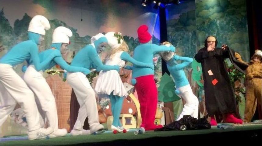 G&ouml;lmarmaralı Minikler &lsquo;şirinler&rsquo;i İzledi