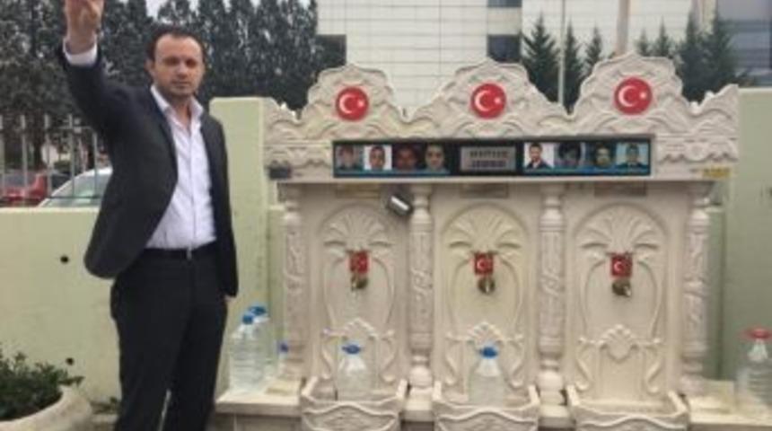 Tahrip Edilen Şehitler &Ccedil;eşmesindeki Fotoğraflar Yenilendi