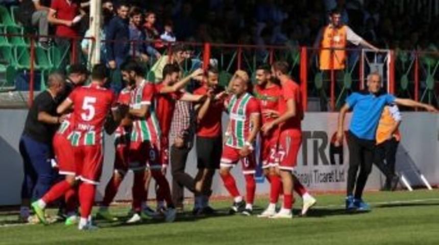 Diyarbekirspor&rsquo;da Galibiyet Sevinci Yaşanıyor