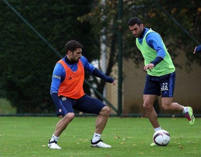 Fenerbahçe, Manchester United Maçı Hazırlıklarına Başladı