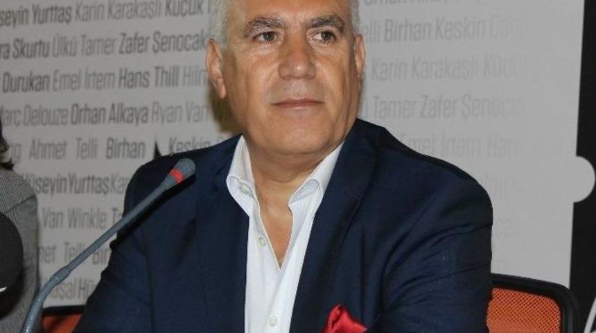 Şiir D&uuml;nyası Nil&uuml;fer&rsquo;de Buluşuyor