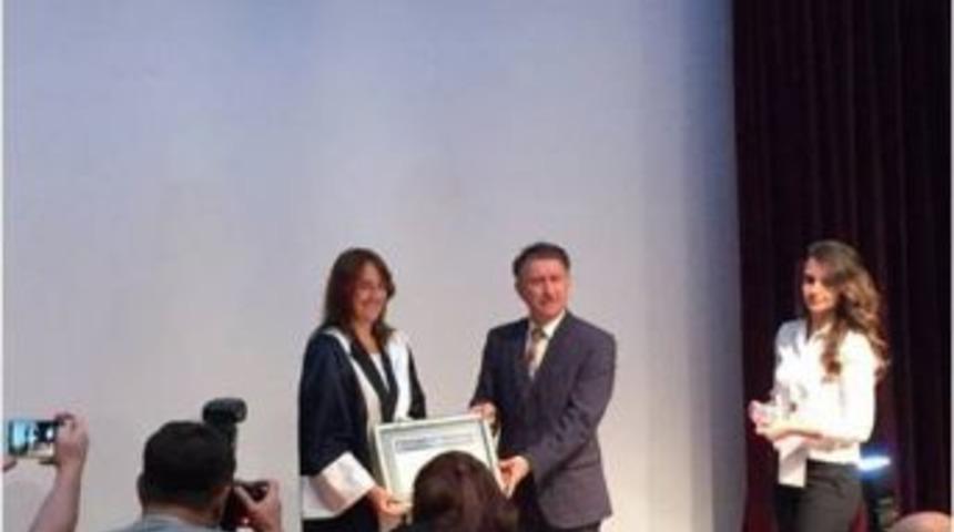 Bilimsel Yayın Performans &Ouml;d&uuml;l&uuml; Yd&uuml;&rsquo;n&uuml;n