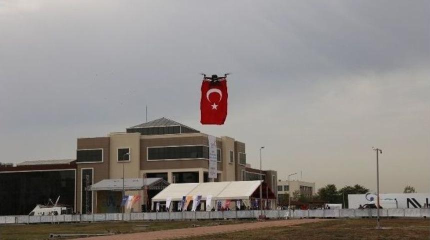 Şampiyon İha Pilotları &Ouml;d&uuml;llerini Aldı