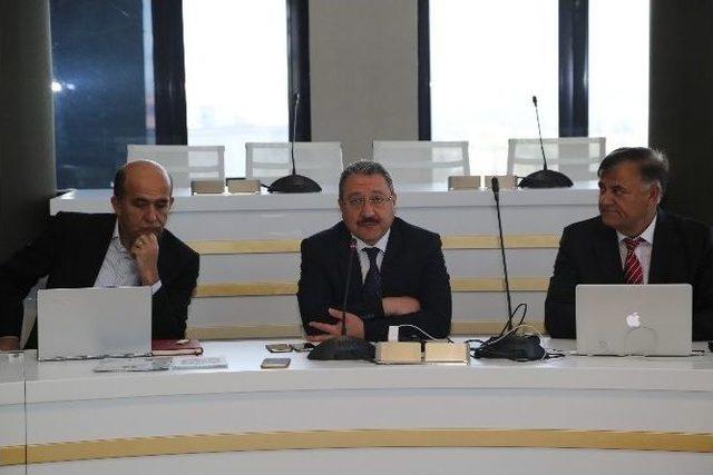 G&uuml;neş Enerjisindeki T&uuml;rkiye&rsquo;nin Durumu Erciyes &Uuml;niversitesi&rsquo;nde Masaya Yatırıldı 1