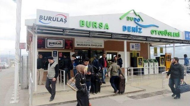 Maramara’da Fırtına Deniz Ulaşımını Aksatıyor